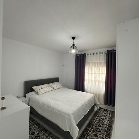 Elezi Apartment City Centre تيرانا المظهر الخارجي الصورة